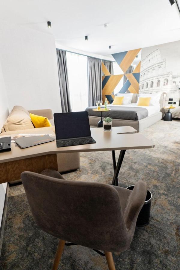 Mm Boutique Hotel Burgas Exterior foto